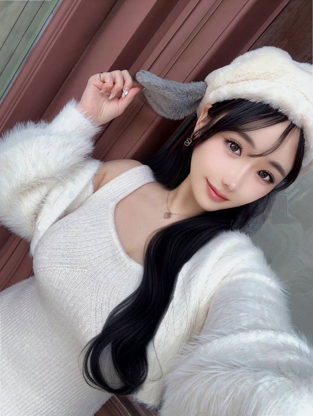 敏感的身體、很容易高潮讓你粉有成就感┃密兒（幼齒嫩妹）來自左找妹妹，年齡22歲，身高165cm，體重50kg，胸圍C罩杯